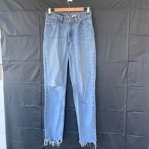 Levi’s 512 slim fit straight leg jeans